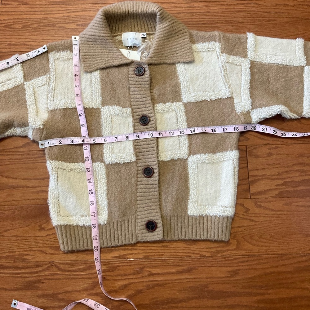 Lush Checkered Cardigan Cream Camel Size Small New With Tags - Picture 9 of 10
